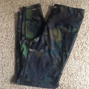 Old Navy “camo” leggings